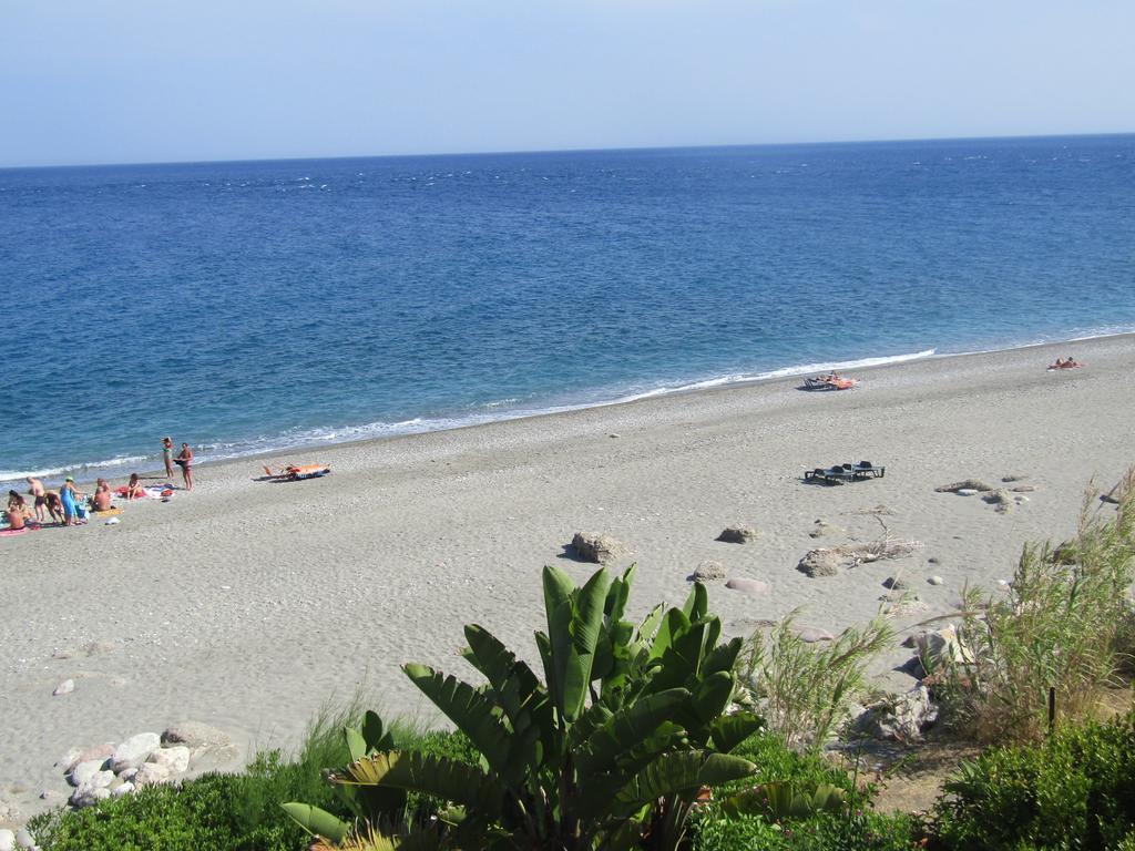 Appartamento Mare Mare Forza d'Agro Bagian luar foto