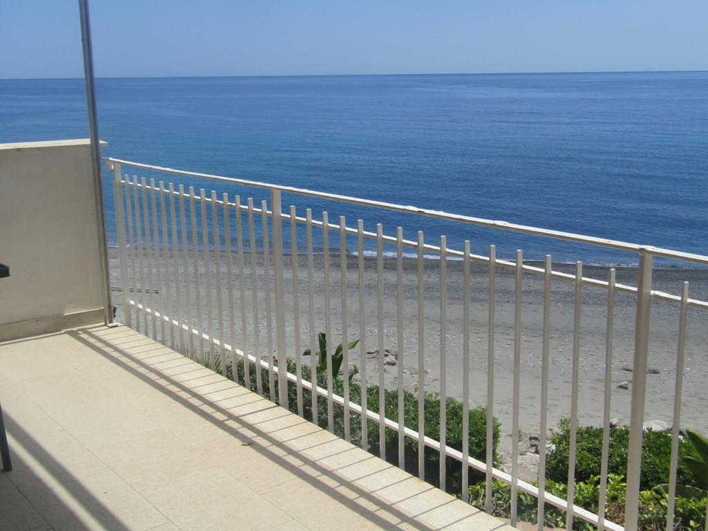 Appartamento Mare Mare Forza d'Agro Bagian luar foto